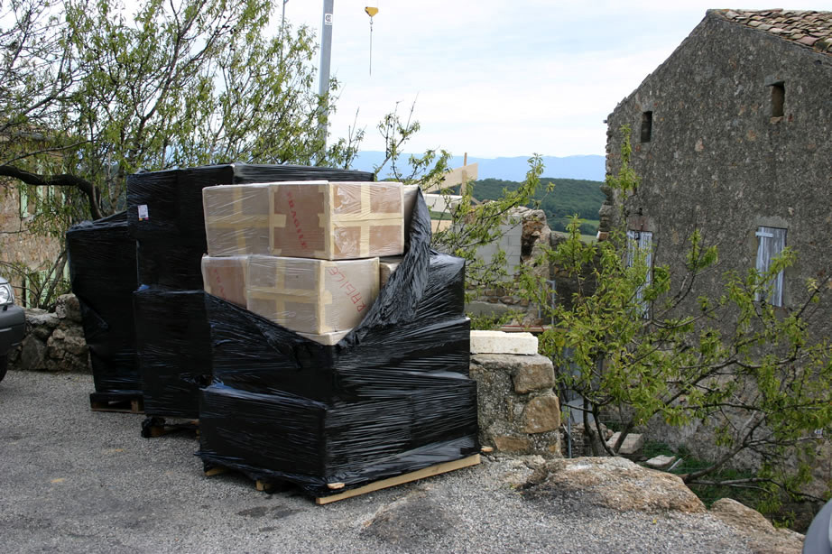 Stand du Marché de printemps de Partage Sans Frontières, Montmeyran 2008