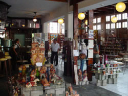 intérieur du magasin Kantu &agrave; Baranco